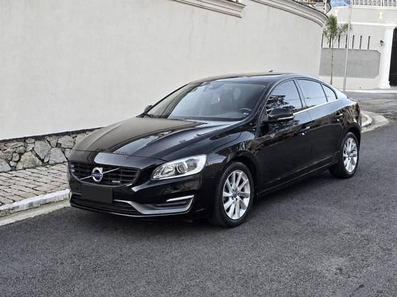 VOLVO S60 2.0 T5 KINETIC 16V TURBO GASOLINA 4P AUTOMÁTICO VOLVO S60 2.0 T5 KINETIC 16V TURBO GASOLINA 4P AUTOMÁTICO